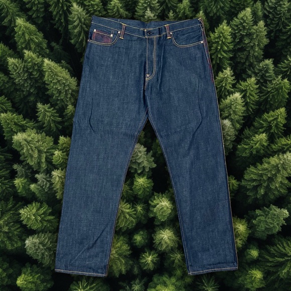 RMC RED MONKEY JEANS
EMBROIDERED SKULL AND CROSSBONES - Picture 2 of 3